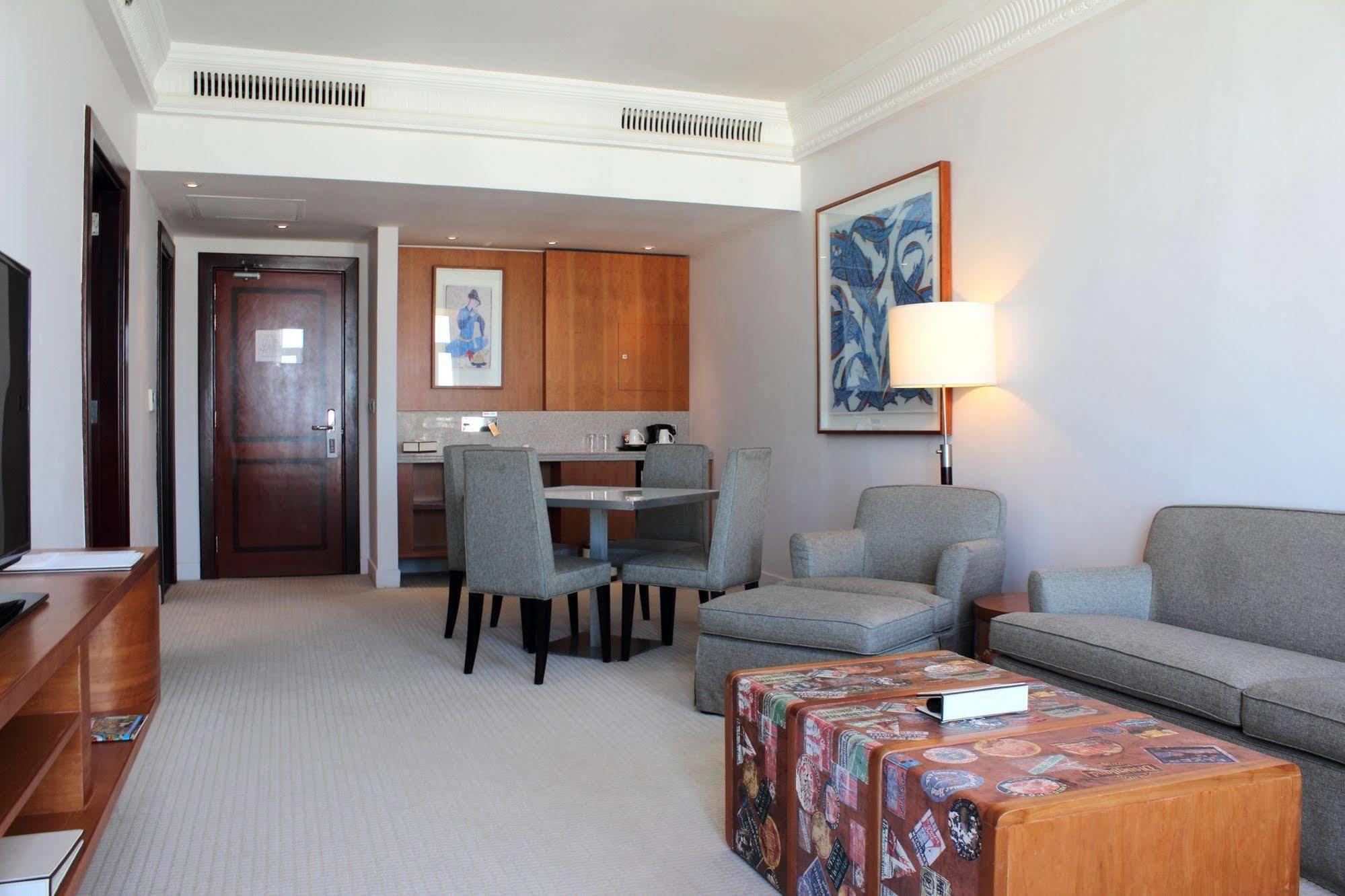 K108 Hotel Доха Экстерьер фото